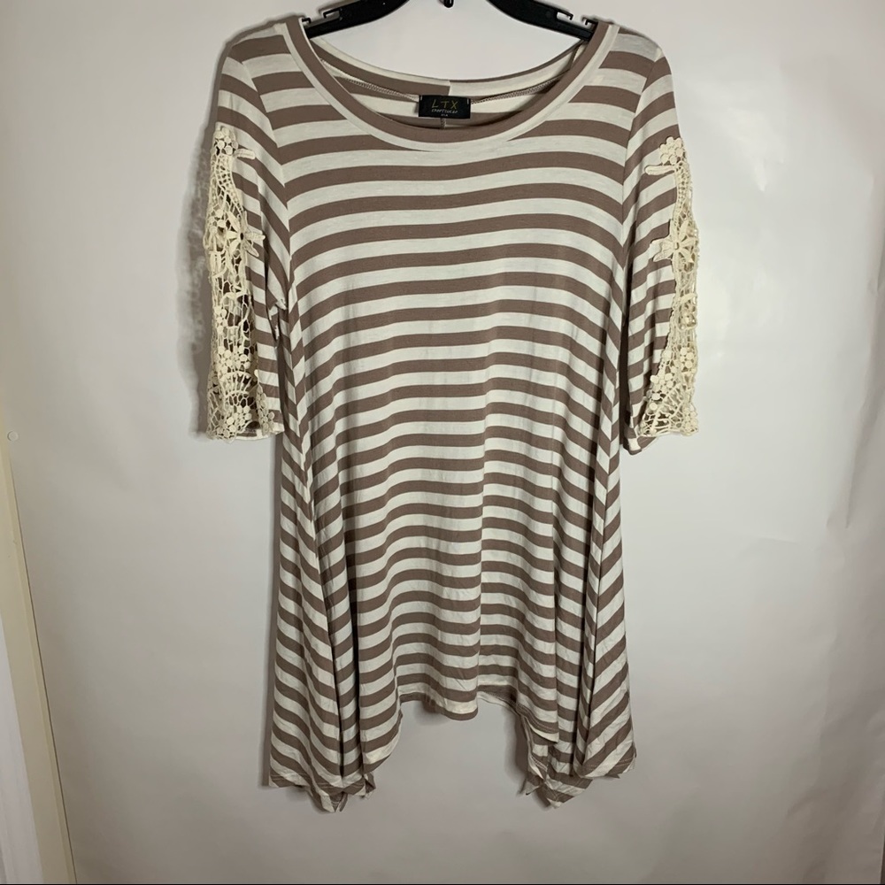 LTX sports wear tunic O20